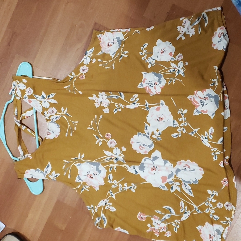 MAURICES GOLD FLORAL TANK WITH STRAPPY BACK DETAIL
